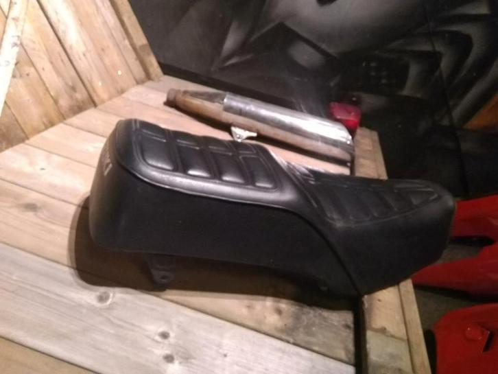 buddyseat suzuki gn 250, Motoren, Onderdelen | Suzuki, Gebruikt, Ophalen of Verzenden