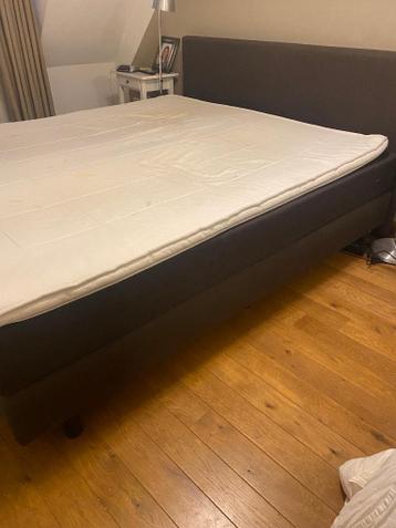 Gratis af te halen 2 persoons boxspring