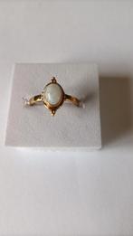 Fraaie zilver vergulde ring met Regenboog Maansteenf, Verzenden, Nieuw, 17 tot 18, Met edelsteen