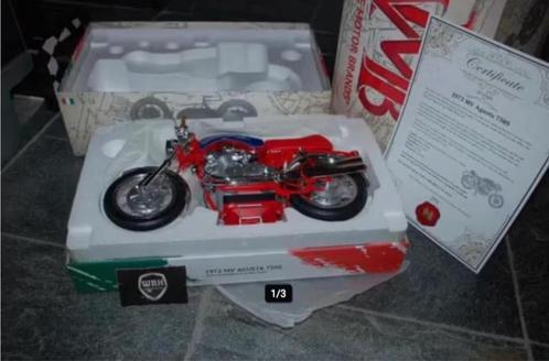 SALE 1:6 Motor MV AGUSTA 750S 1972 motorfiets VMB in box WRH, Verzamelen, Automerken, Motoren en Formule 1, Zo goed als nieuw