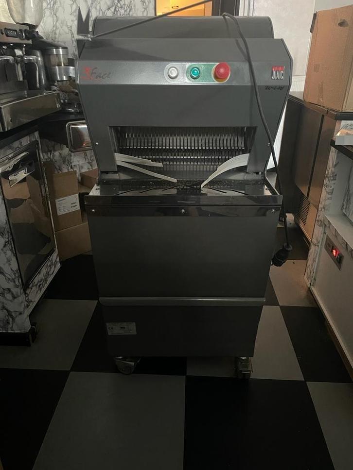 JAC Broodsnijmachine - Professioneel, Witgoed en Apparatuur, Overige Witgoed en Apparatuur, Gebruikt, Ophalen