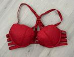 Victoria’s Secret strappy push-up bh, Kleding | Dames, Ondergoed en Lingerie, Ophalen of Verzenden, Victoria’s Secret, BH, Rood