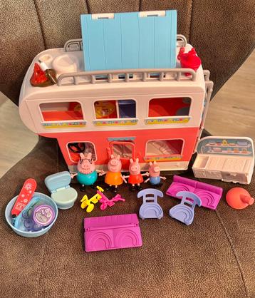 Peppa Pig Camper beschikbaar voor biedingen
