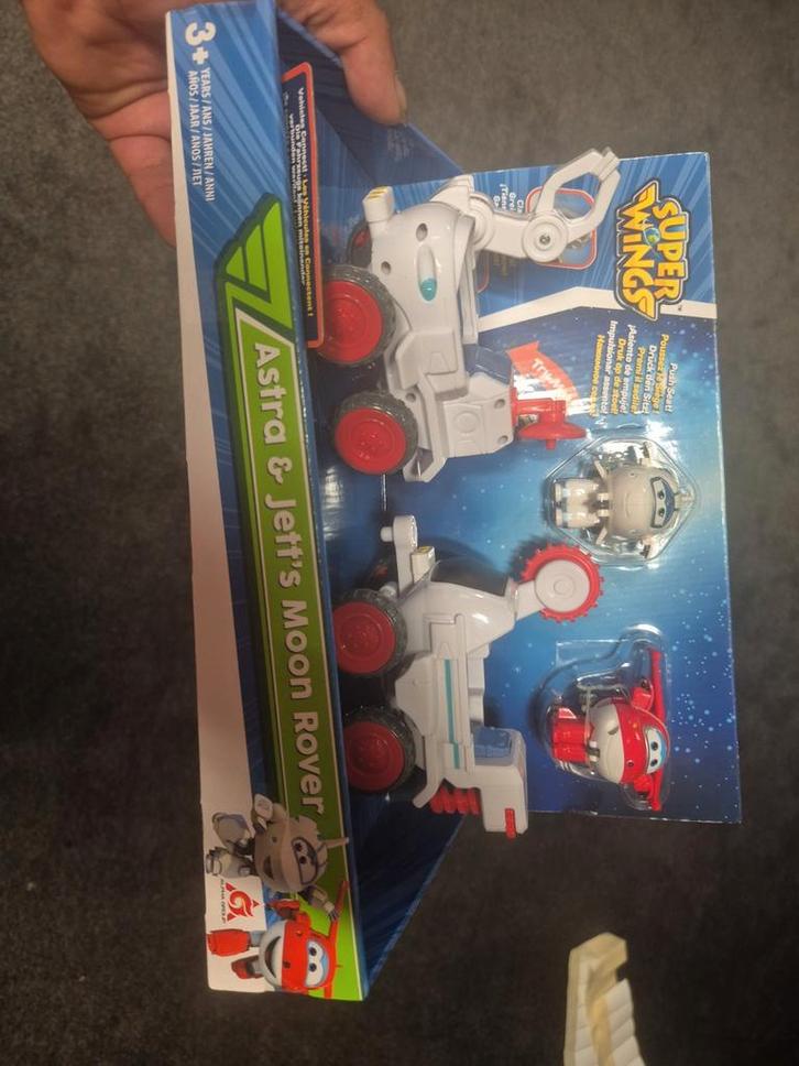 Super Wings Astra & Jett's Moon Rover - Nieuw in doos!, Kinderen en Baby's, Speelgoed | Actiefiguren, Nieuw, Ophalen of Verzenden