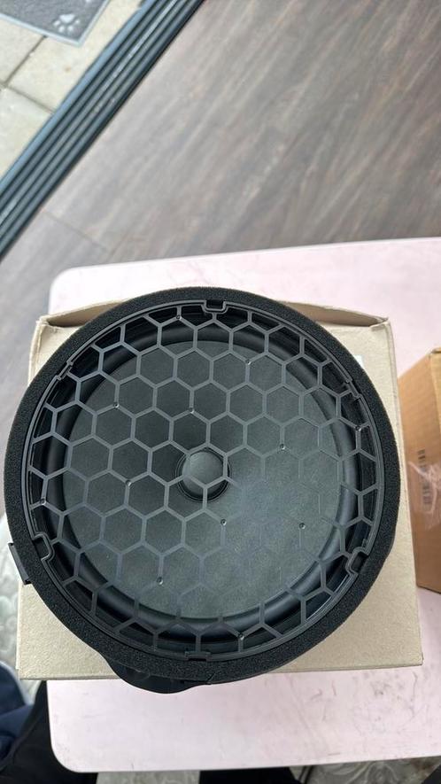 Orginele OEM Audi speakers met Subwoofer., Auto diversen, Autospeakers, Zo goed als nieuw, Ophalen of Verzenden
