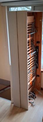 Twee IKEA bedden 90x220 (zonder matras), Ophalen, Gebruikt, 90 cm, Tweepersoons