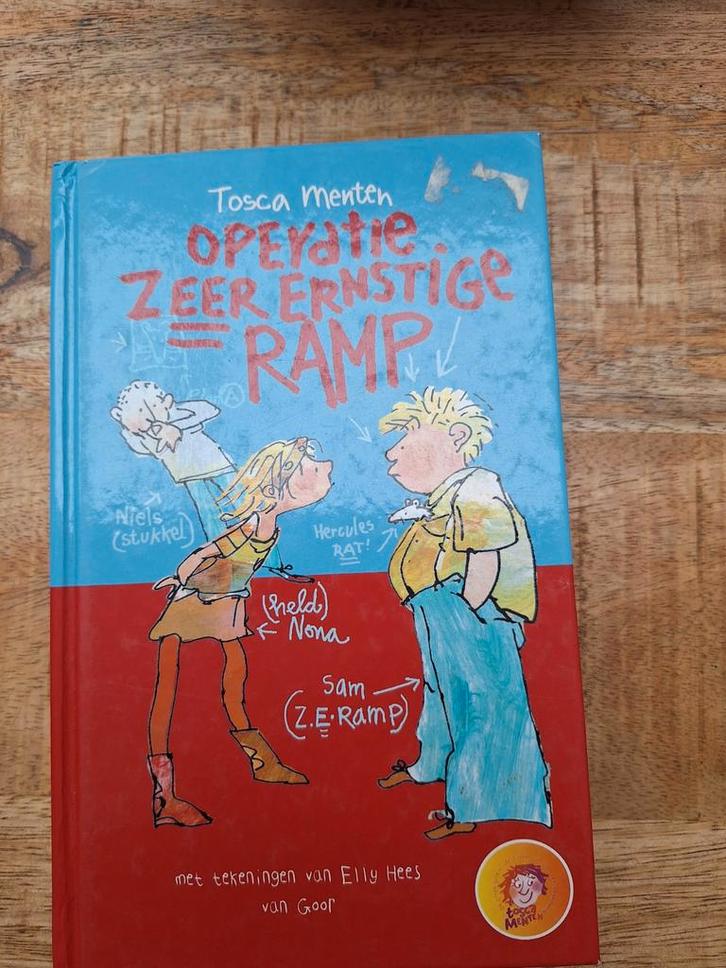 Operatie Zeer Ernstige Ramp - Tosca Menten, Boeken, Kinderboeken | Jeugd | onder 10 jaar, Ophalen of Verzenden