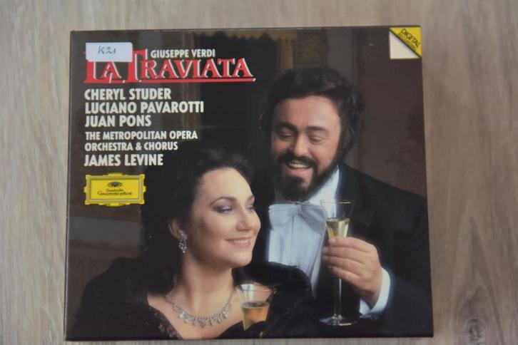 GIUSEPPE VERDI -- LA TRAVIATA  2CDbox door James Levine, Cd's en Dvd's, Cd's | Klassiek, Zo goed als nieuw, Opera of Operette