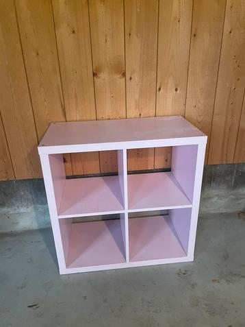 Mooie roze kalax ikea kast beschikbaar voor biedingen