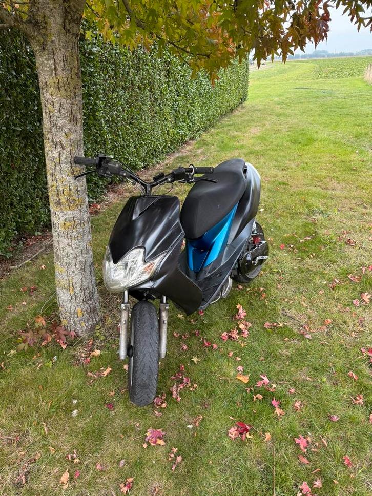 Yahama jog rr sprinter 70cc, Fietsen en Brommers, Scooters | Yamaha, Nieuw, JogR of RR, Maximaal 45 km/u, Tweetakt, Ophalen