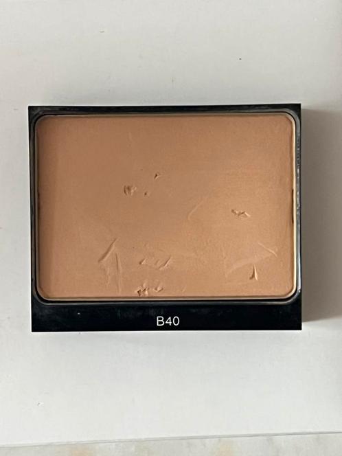 Chanel Ultra Le Teint Compact Foundation – B40 tester, Sieraden, Tassen en Uiterlijk, Uiterlijk | Cosmetica en Make-up, Nieuw
