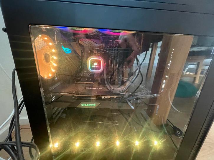 Gaming PC - Grafische PC, Computers en Software, Desktop Pc's, Gebruikt, 4 Ghz of meer, SSD, 16 GB, Met videokaart, Gaming, Ophalen of Verzenden