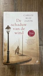 Carlos Ruiz Zafón - De schaduw van de wind, Gelezen, Ophalen of Verzenden, Nederland, Carlos Ruiz Zafón