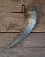 Antieke hoorn met smeedijzeren haak, Ophalen of Verzenden