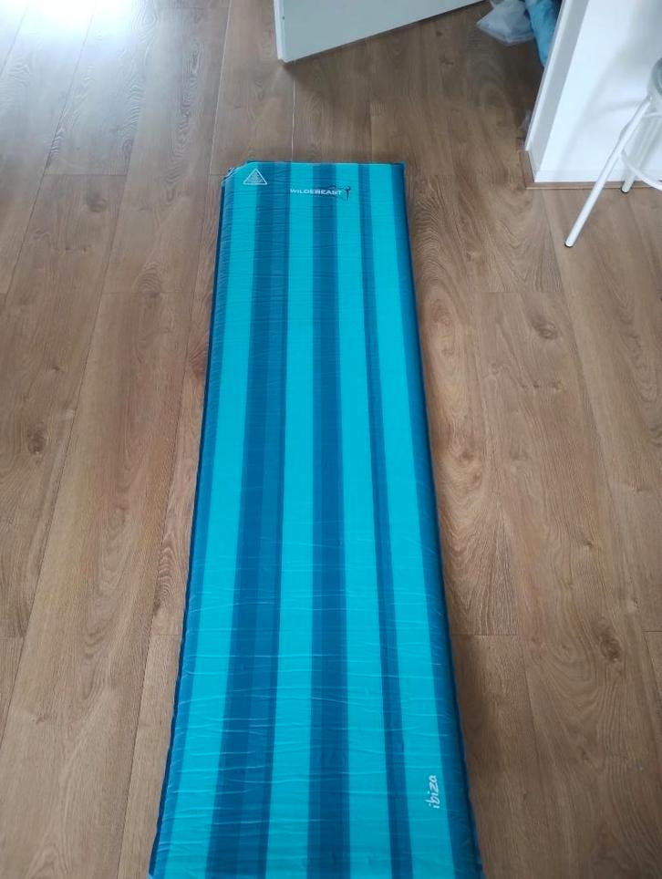 2x Wildebeast Ibiza zelfopblaasbare slaapmat, Caravans en Kamperen, Slaapmatten, Nieuw, 1-persoons, Ophalen of Verzenden