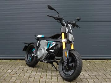 BMW CE 02 elektrische motorscooter CE02 2024 700KM Highline beschikbaar voor biedingen