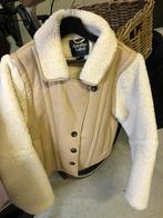 Leuke meiden jas en een paar UGG,s, Kleding | Dames, Ophalen of Verzenden, Zo goed als nieuw