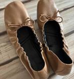 Massimo Dutti Ballerina's Maat 38, Kleding | Dames, Schoenen, Ophalen of Verzenden, Zo goed als nieuw, Beige, Ballerina's