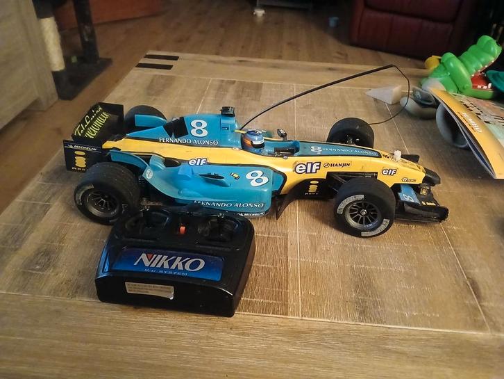 RC Auto's: Formule 1 & Monstertruck (Zonder Accu/Lader), Hobby en Vrije tijd, Modelbouw | Radiografisch | Auto's, Gebruikt, Auto offroad