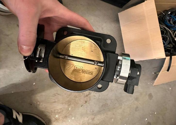 Nieuw Gasklephuis - throttle body, Auto-onderdelen, Motor en Toebehoren, Universele onderdelen, Nieuw, Ophalen of Verzenden