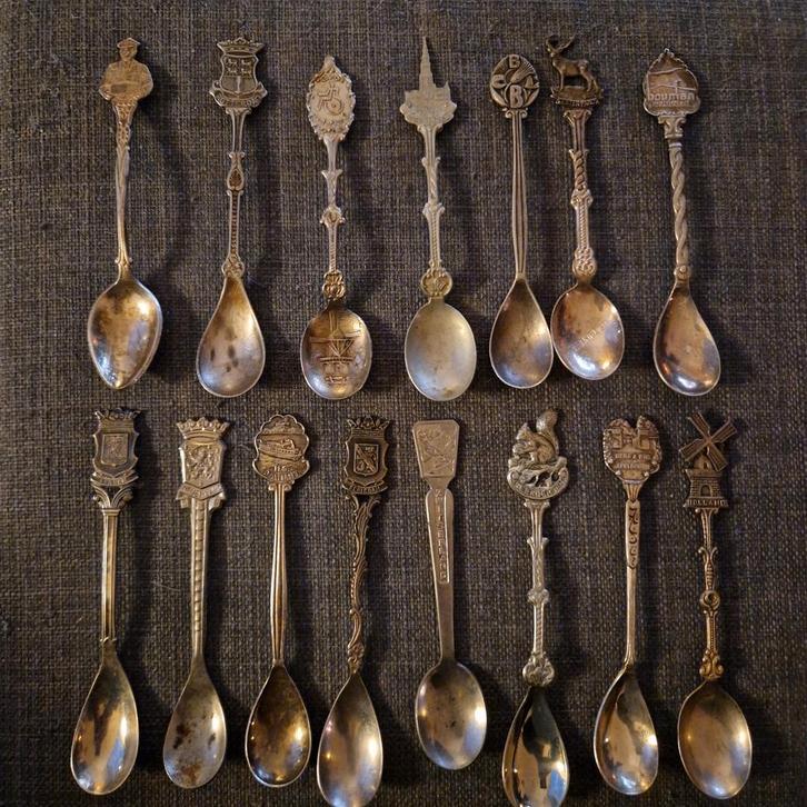 15 zeer fraaie theelepeltjes, Verzamelen, Overige Verzamelen, Ophalen of Verzenden