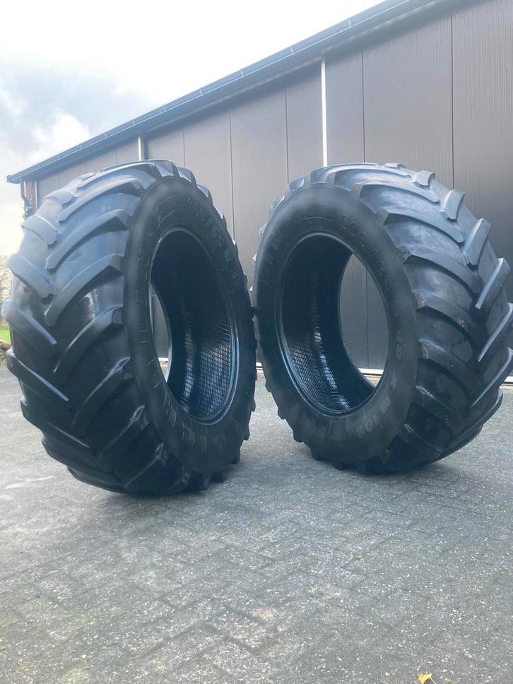 Michelin 600/65 R38 520/70 18.4 460/85 bkt trelleborg xm 108, Kleding | Heren, Schoenen, Nieuw, Zwart, Ophalen