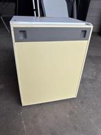 Mini koelkast, 12V en 230V voor camper/boot/camping, Ophalen, Zo goed als nieuw