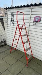 Trap inklapbaar Altrex zeer stevig kwaliteit, Ophalen, Zo goed als nieuw, Minder dan 2 meter