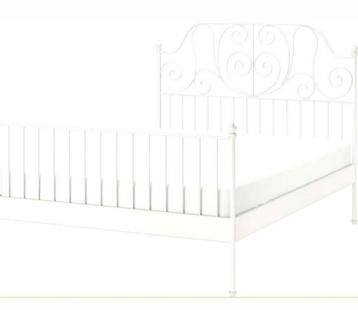 Ikea bed incl. 2 lattenbodems + matras - afbeelding 6
