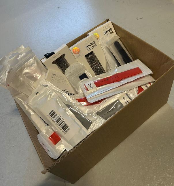 Pallet restpartij smartwatch banden, Computers en Software, Tablet-hoezen, Nieuw, Bescherming voor- en achterkant, 10 inch, Ophalen