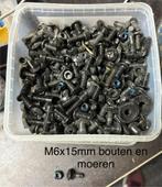 Partij bouten / moeren (m6 en m10)en rubber knoppen (m8), Doe-het-zelf en Verbouw, IJzerwaren en Bevestigingsmiddelen, Ophalen