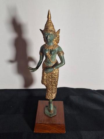 Gepatineerd bronzen Thaise tempelwachter.  beschikbaar voor biedingen