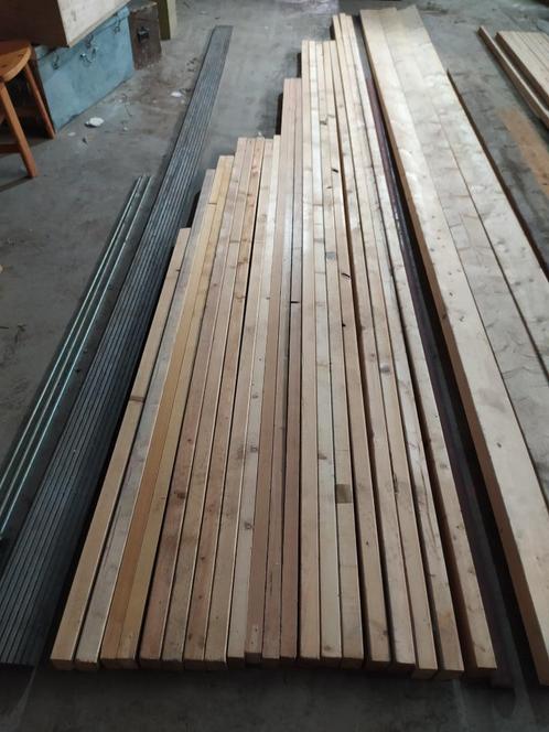 BALKEN en LATJES, diverse formaten, halve bouwmarkt-prijs, Doe-het-zelf en Verbouw, Hout en Planken, Zo goed als nieuw, Balk, Vuren