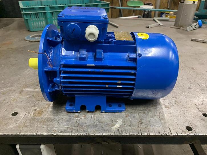 *nieuw* ELEKTROMOTOR 1.50KW/1500/B3/B5-90/IP56, Doe-het-zelf en Verbouw, Motoren, Nieuw, Elektromotor, 1400 tot 1800 rpm, Ophalen of Verzenden