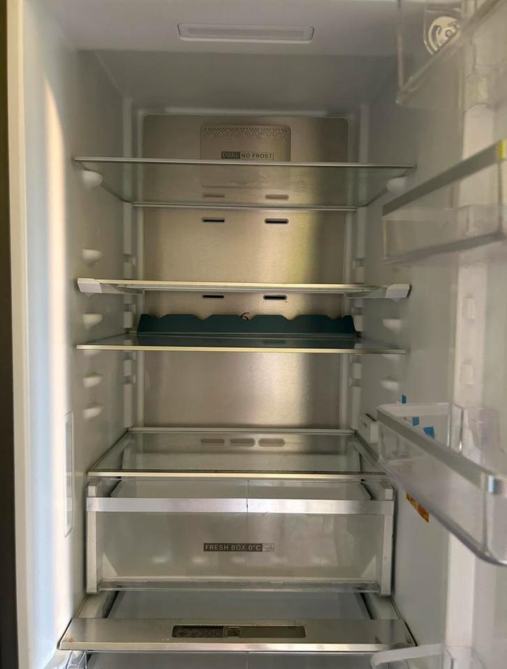 Whirlpool Koelkast - Betrouwbaar en Ruim!, Witgoed en Apparatuur, Koelkasten en IJskasten, Zo goed als nieuw, Met aparte vriezer