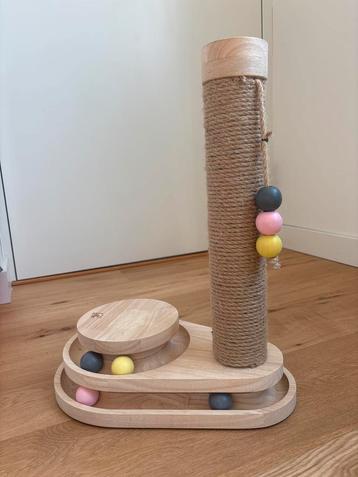 Krabpaal 47cm met speelelement beschikbaar voor biedingen