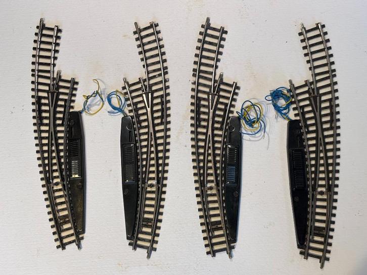 2 Märklin 2267 / 2269 meegebogen wisselparen K rails, Hobby en Vrije tijd, Modeltreinen | H0, Gebruikt, Rails, Wisselstroom, Märklin