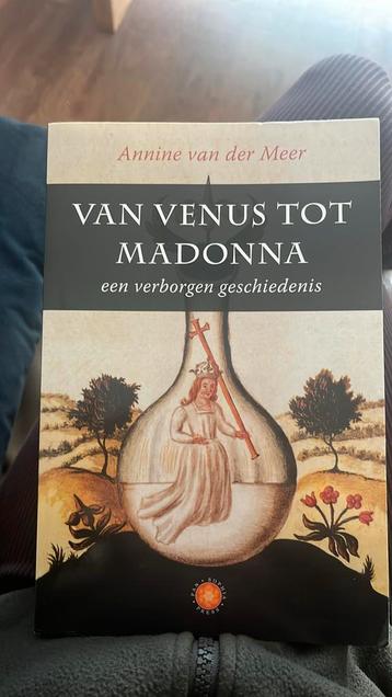 Annine E. G. van der Meer - Van Venus tot Madonna beschikbaar voor biedingen