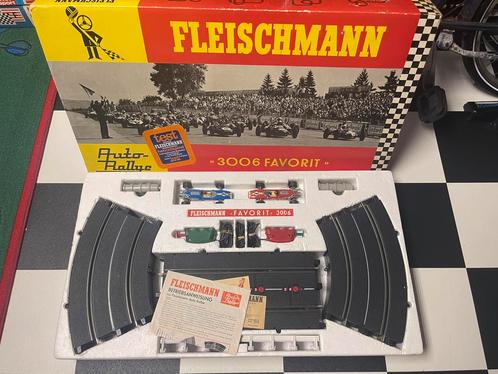 Fleischmann racebasn 3006 met 2 ferrari’s compleet, Kinderen en Baby's, Speelgoed | Racebanen, Zo goed als nieuw, Racebaan, Elektrisch