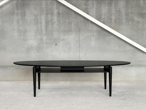 Scandinavische coffeetable, Antiek en Kunst, Antiek | Meubels | Tafels, Ophalen
