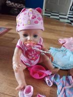 Baby Born pop met kleertjes, Kinderen en Baby's, Speelgoed | Poppen, Ophalen of Verzenden, Gebruikt, Babypop
