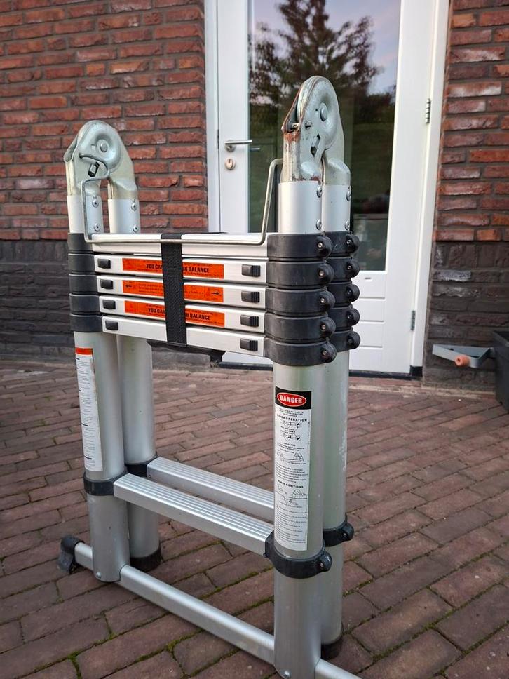 Dubbele Aluminium Telescoopladder - 3.8m, Doe-het-zelf en Verbouw, Ladders en Trappen, 4 meter of meer, Ophalen