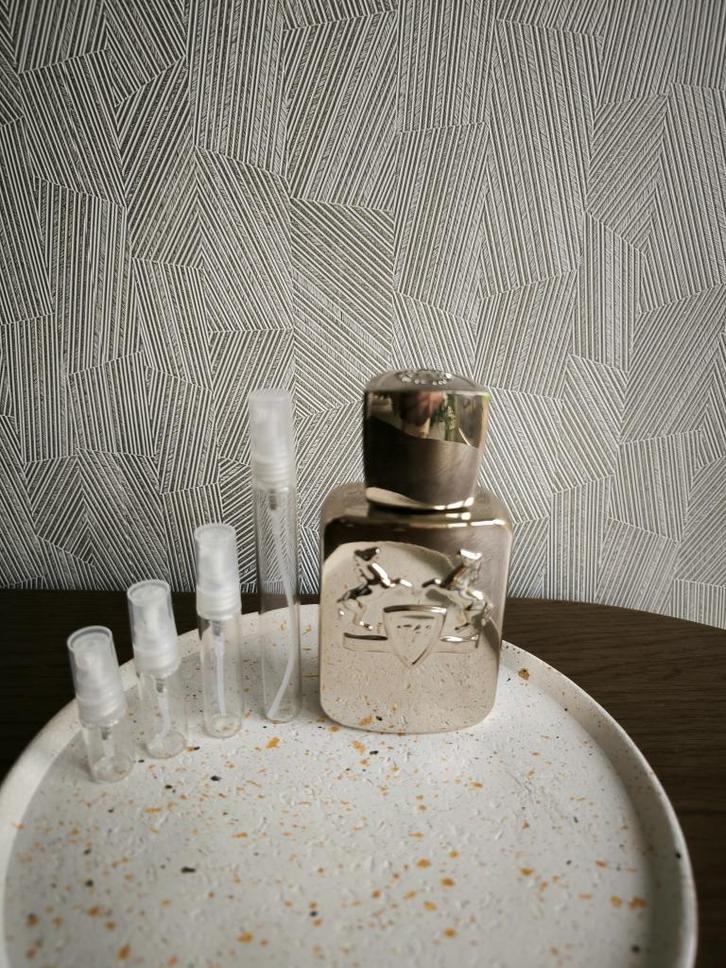 Parfums de Marly - Pegasus - (10ml) Sample/Decant, Sieraden, Tassen en Uiterlijk, Uiterlijk | Parfum, Zo goed als nieuw, Verzenden