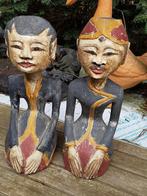 Indonesië: Echtpaarbeelden (2) van Hout/Gips, Antiek en Kunst, Ophalen of Verzenden