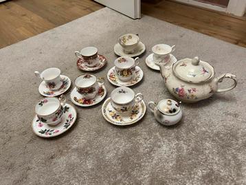 Vintage Theeservies beschikbaar voor biedingen