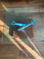 Glazen Salontafel met Houten Onderstel. Draaibaar. Naos., Ophalen, Gebruikt, 100 tot 150 cm, Design