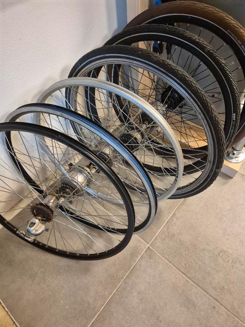 NEXUS 3 7 8 Wielen SHIMANO, Fietsen en Brommers, Fietsonderdelen, Zo goed als nieuw, Wiel, Ophalen