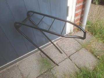 Nieuwe stevige drager  beschikbaar voor biedingen