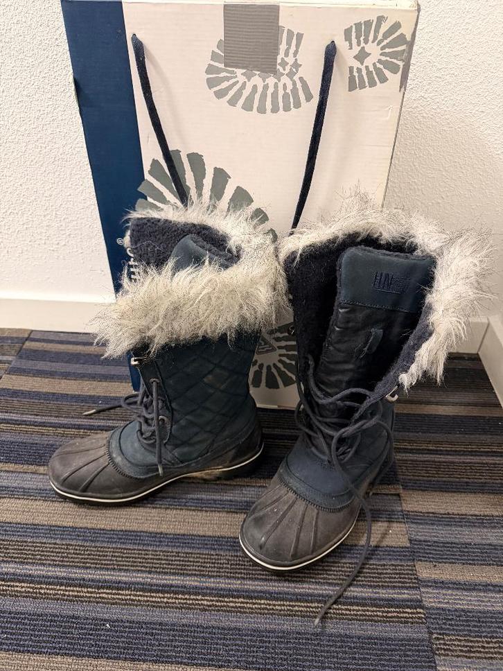 Winterlaarzen Human Nature Donkerblauw, gevoerd maat 40, Kleding | Dames, Schoenen, Zo goed als nieuw, Snowboots, Blauw, Ophalen of Verzenden