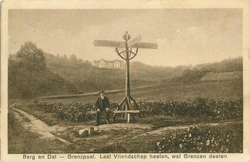 (388-556-019) Berg en Dal Grenzpaal, Verzamelen, Ansichtkaarten | Nederland, Gelderland, Verzenden